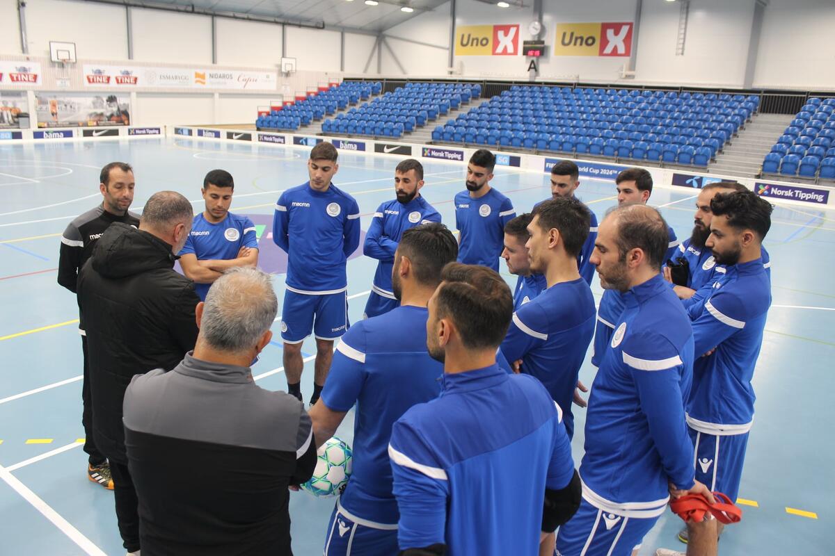 Φωτογραφίες από την προπόνηση της Εθνικής Futsal στη Νορβηγία thumb