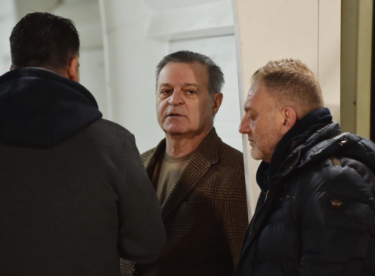 «Δεινοπάθησα, ένιωσα τον εαυτό μου εξευτελισμένο» - Προανήγγειλε ανακοινώσεις ο Πετρίδης! thumb