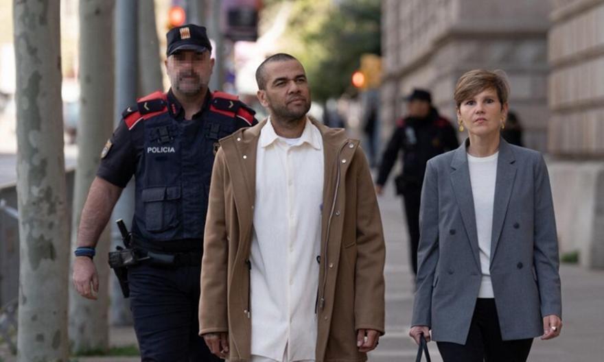 Έδωσε τα 150.000 ευρώ της εγγύησής του στον πατέρα του Νεϊμάρ thumb