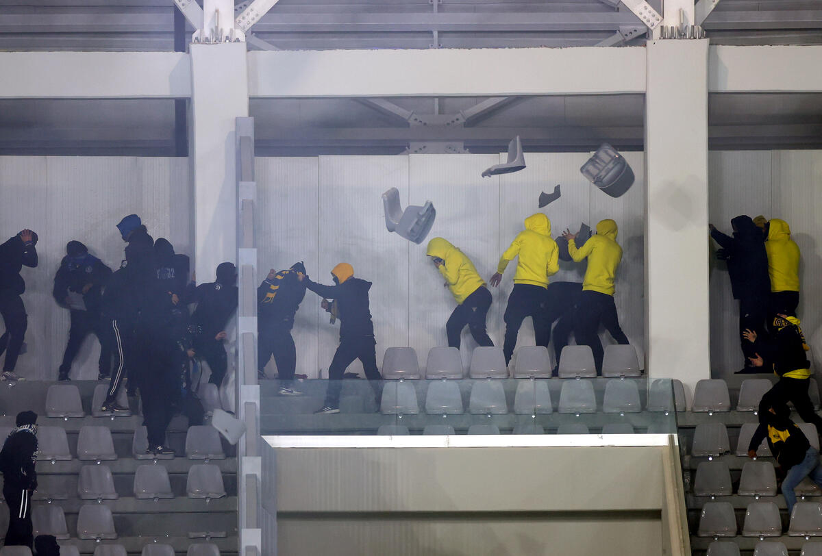 Αποφεύχθηκαν τα... χειρότερα στο ντέρμπι (φώτος) thumb