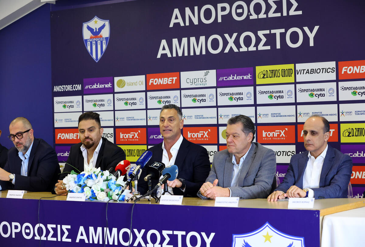 Α.Σάντης: «Θέλουμε να επανέλθει η ομάδα ενωμένη και δυνατή» thumb