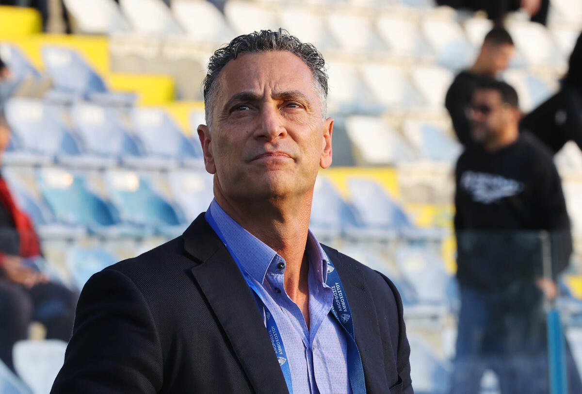 «Καμία πρόκληση από την πλευρά μας, εξύβρισαν χυδαία τον πρόεδρο» thumb