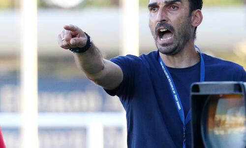 Ηλ. Χαραλάμπους: «Μια ομάδα υπήρχε στο γήπεδο» thumb