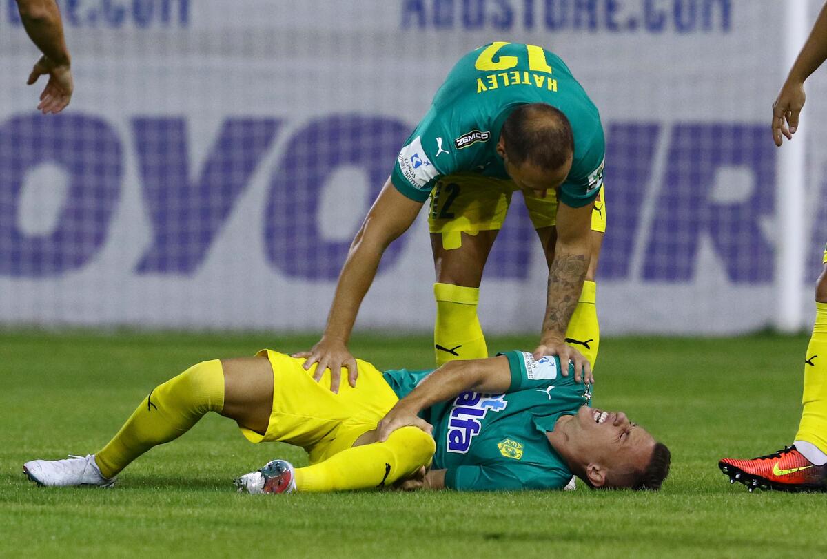 Σε κλινική ο Άμπραχαμ  thumb