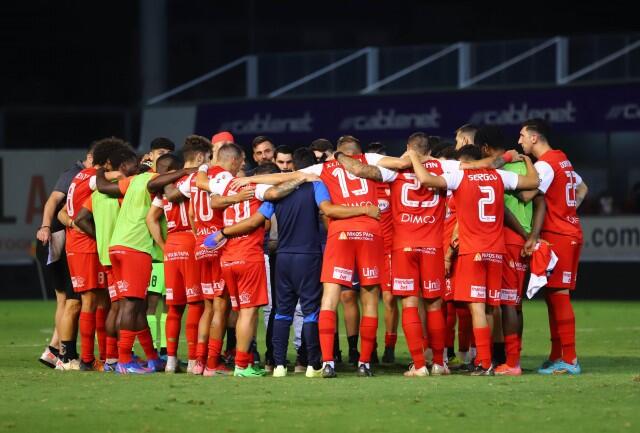 Μήνυμα: «Σάββατο έχει #SoloSalamina»! thumb
