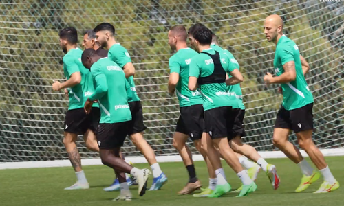 Πλάνα από την προπόνηση με την παρουσία Παπασταύρου (ΒΙΝΤΕΟ) thumb