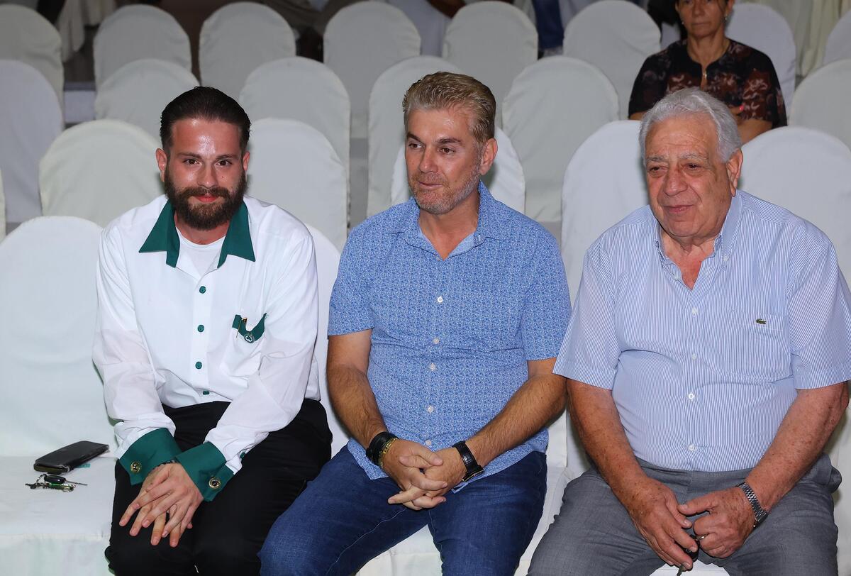 «Εκτός από τον Γρηγόρη, νιώθω ότι δεν έφερε άτομα να τον βοηθήσουν ο Παπασταύρου» thumb