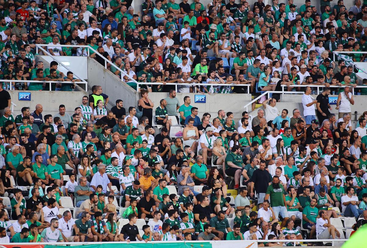 Τόσοι Ομονοιάτες στο Ramaz Shengelia Stadium thumb