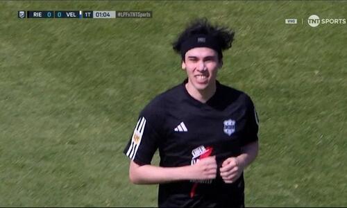 Ομάδα έβαλε βασικό σε ματς έναν... youtuber - Βγήκε αλλαγή μέσα σε δύο λεπτά thumb