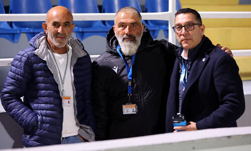 Φαίνεται με Μακρίδη thumb