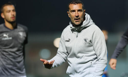 Τριπλή... παρέμβαση από Καρσέδο thumb