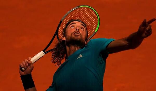 ATP: Στα χαμηλά και «βουτιά» για Τσιτσιπά image