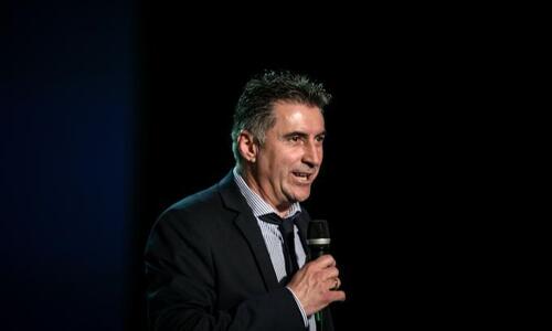 «Παραιτούμαι, δεν υπάρχουν καλοί και κακοί αλλά μόνο ένοχοι» thumb