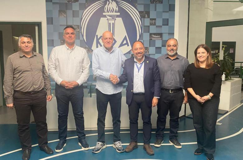 ΚΟΑ: Συνάντηση για τις αθλητικές υποδομές στο Δήμο Παραλιμνίου-Δερύνειας thumb