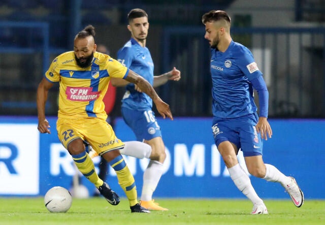 (ΤΕΛΙΚΟ) Σλόβαν Λίμπερετς-ΑΠΟΕΛ 1-0 thumb