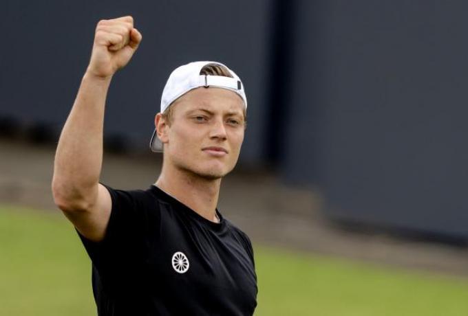 Ολοκλήρωσε το θαύμα κόντρα στον Μεντβέντεφ ο Βαν Ριτχόβεν thumb