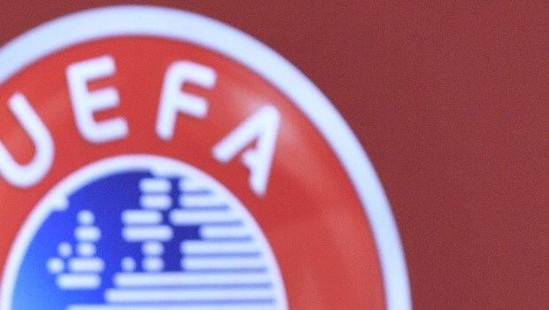 UEFA προς FIFA: 