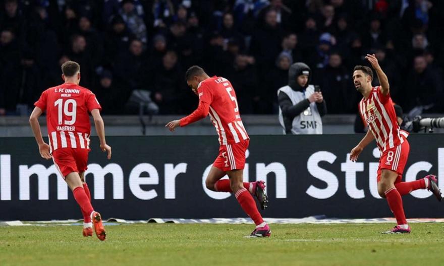 Bundesliga: Η Ουνιόν έπιασε την Μπάγερν στην κορυφή thumb