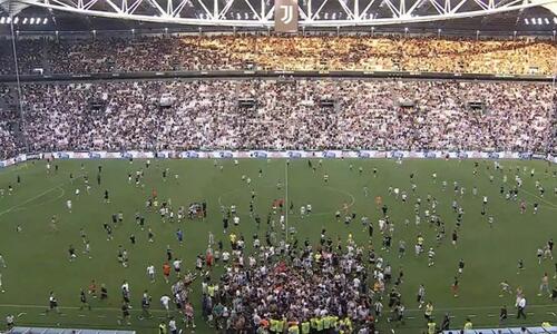 Ειρηνικό «ντου» φιλάθλων... και διακοπή σε φιλικό της Γιουβέντους! thumb