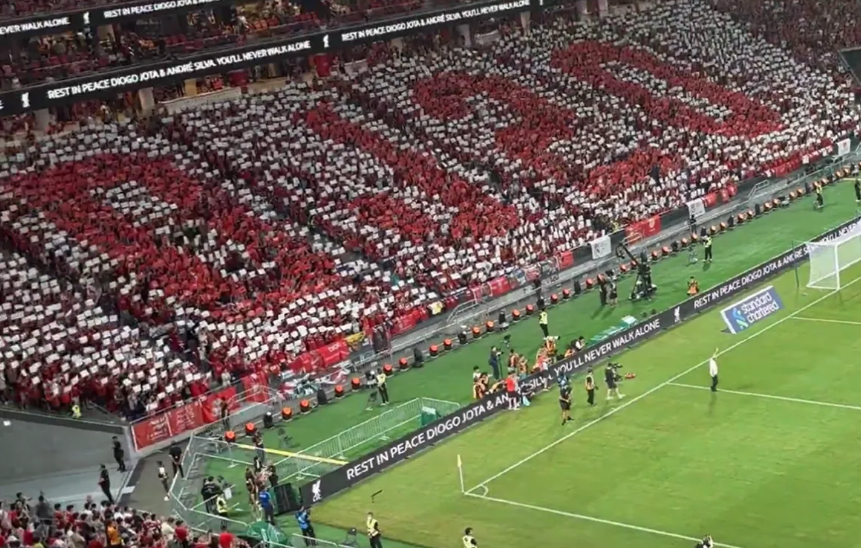 Το εκπληκτικό κορεό των οπαδών των Reds για τον Ζότα thumb