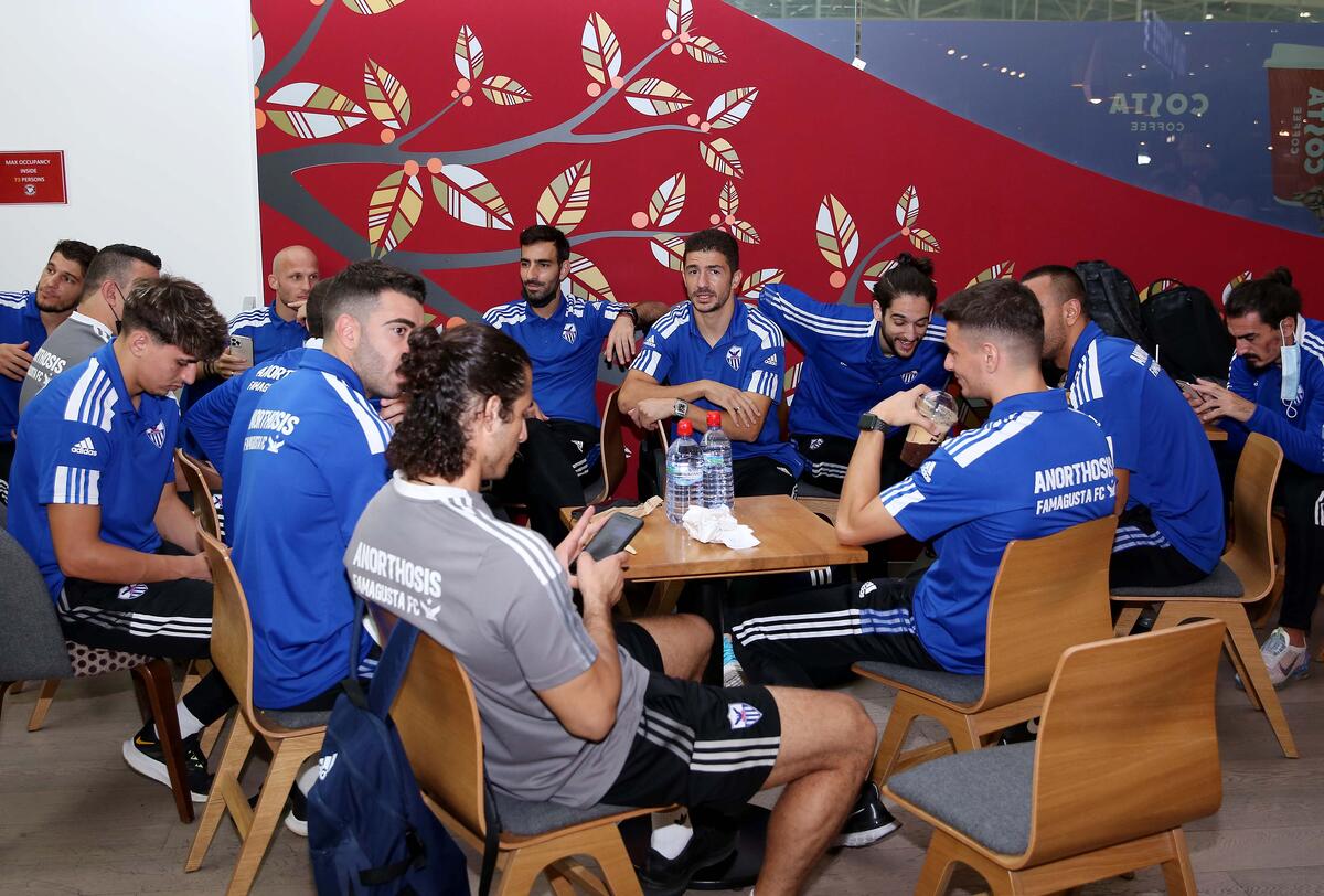 Στιγμές λίγο πριν την αναχώρηση (pics) thumb
