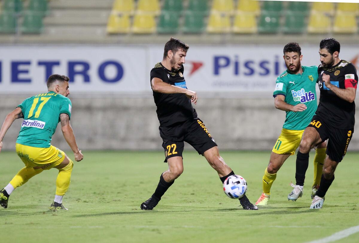 (ΤΕΛΙΚΟ) ΑΕΚ-ΑΕΛ 2-1 thumb