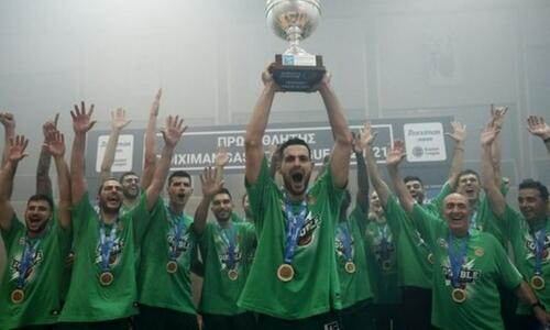 Ο Παπαπέτρου αφιέρωσε το πρωτάθλημα στον Παύλο Γιαννακόπουλο thumb