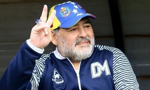 Δικηγόρος επανέκτησε το δικαίωμα χρήσης του «σήματος Μαραντόνα»  thumb
