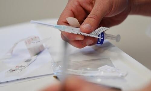 «Προτεραιότητα ο εμβολιασμός των επαγγελματιών αθλητών»  thumb